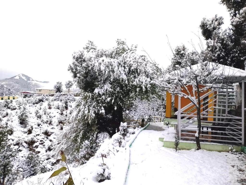 Drona Hills Resorts Kanatal Exterior foto