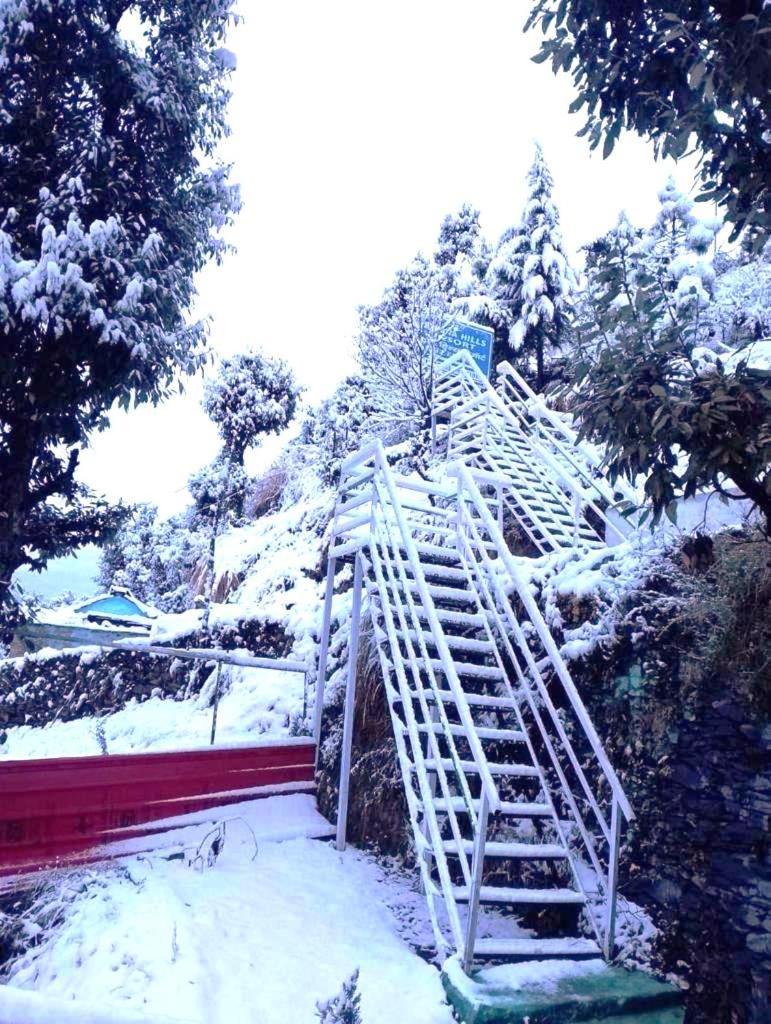 Drona Hills Resorts Kanatal Exterior foto