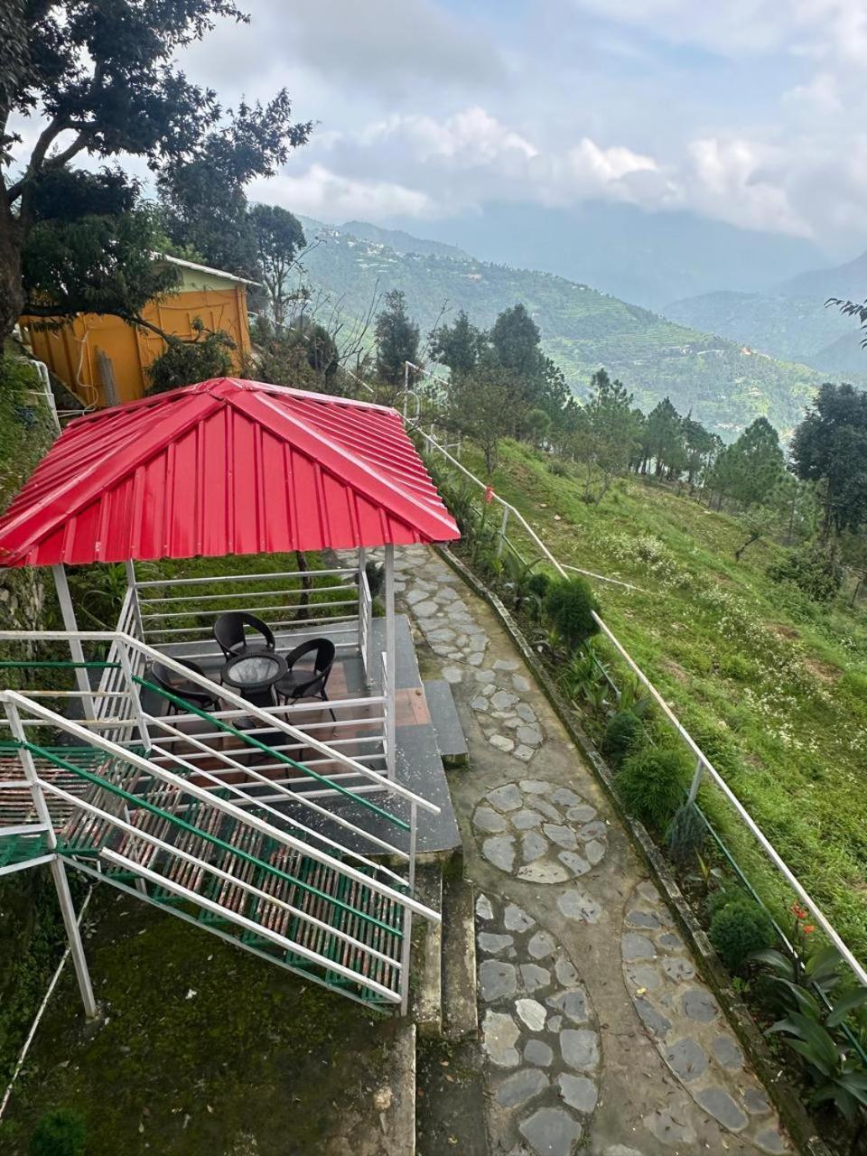 Drona Hills Resorts Kanatal Exterior foto